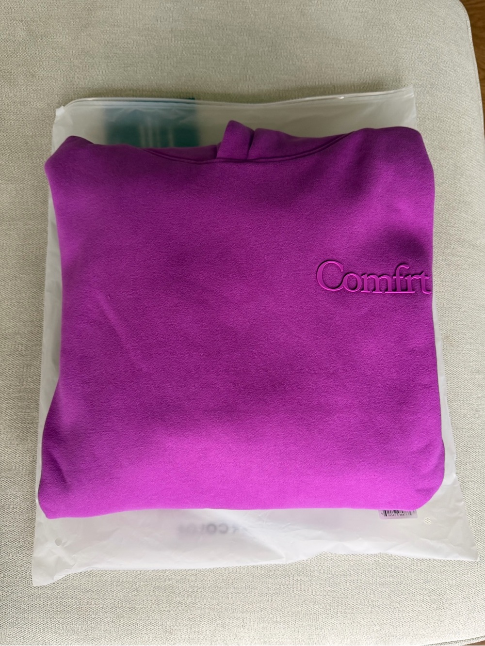 NWT Comfrt Wildberry Minimalist Crewneck Sweatshirt - S